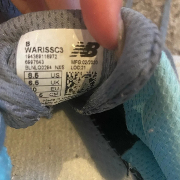 New balance sneakers - Picture 5 of 5